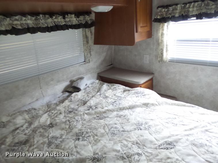 image for item DA3421 2004 Coachmen 297RKS Limited Edition RV