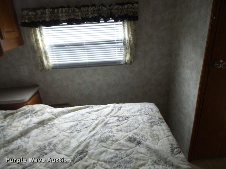 image for item DA3421 2004 Coachmen 297RKS Limited Edition RV