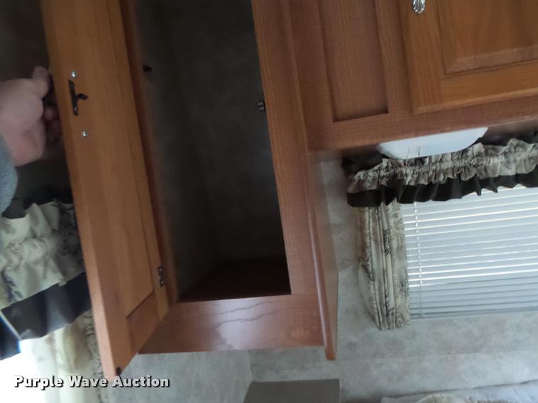 image for item DA3421 2004 Coachmen 297RKS Limited Edition RV