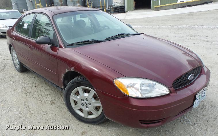 image for item DA3426 2006 Ford Taurus