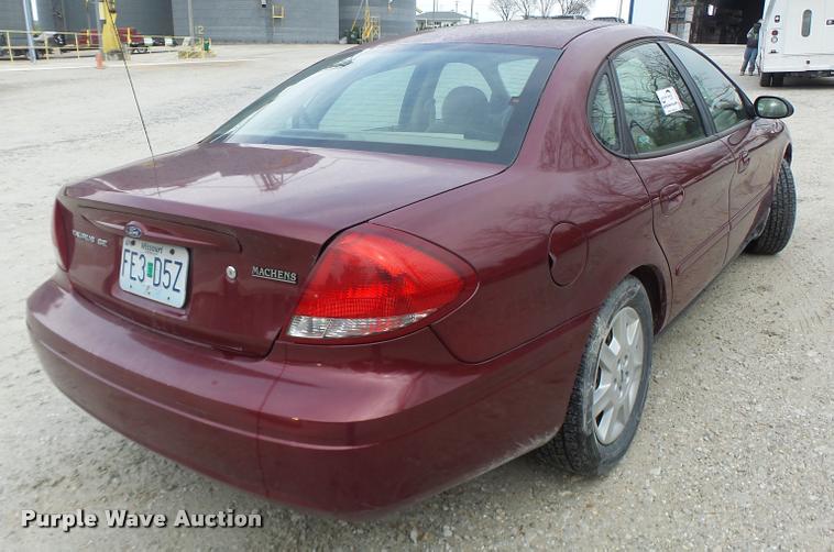 image for item DA3426 2006 Ford Taurus