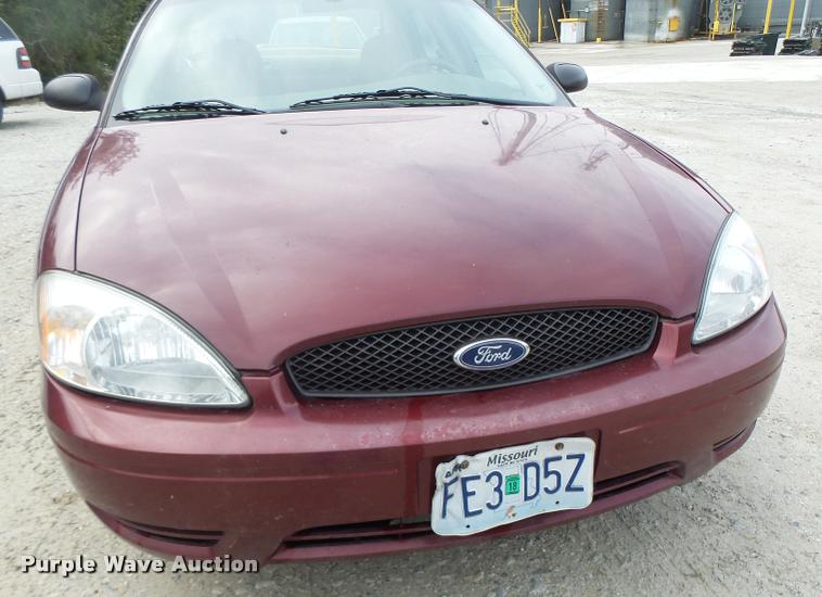 image for item DA3426 2006 Ford Taurus