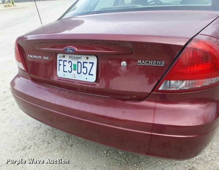 image for item DA3426 2006 Ford Taurus