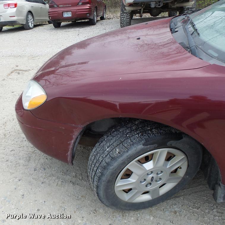 image for item DA3426 2006 Ford Taurus