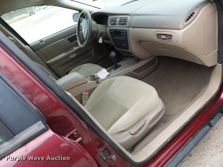 image for item DA3426 2006 Ford Taurus