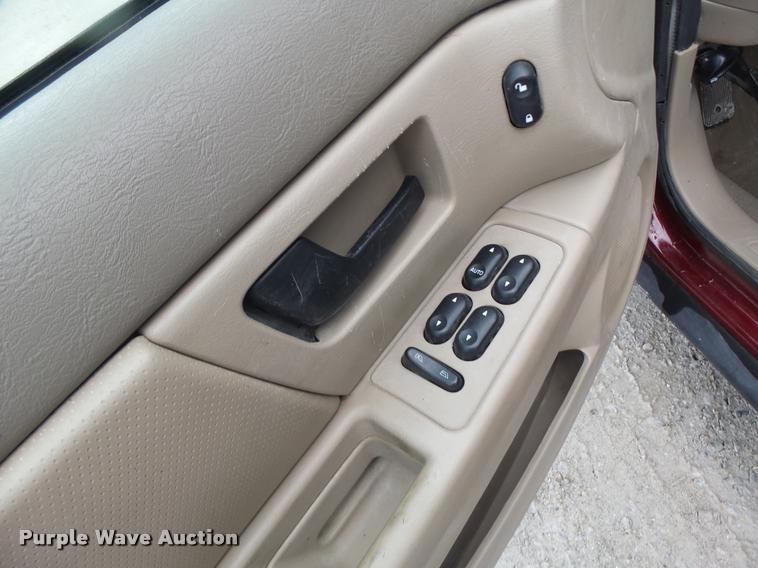 image for item DA3426 2006 Ford Taurus