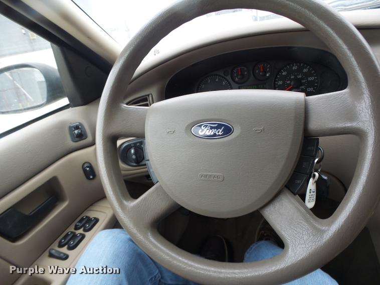 image for item DA3426 2006 Ford Taurus