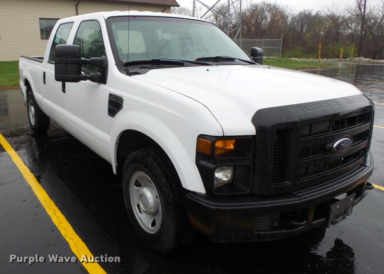 image for item DA3441 2009 Ford F250 Super Duty Crew Cab pickup truck