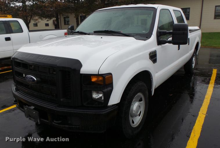 image for item DA3441 2009 Ford F250 Super Duty Crew Cab pickup truck