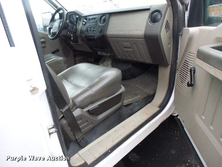 image for item DA3441 2009 Ford F250 Super Duty Crew Cab pickup truck