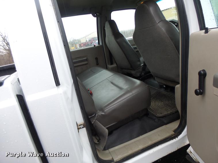 image for item DA3441 2009 Ford F250 Super Duty Crew Cab pickup truck