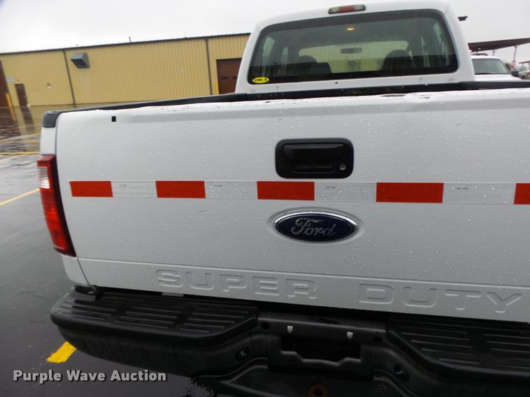 image for item DA3441 2009 Ford F250 Super Duty Crew Cab pickup truck