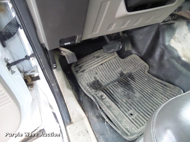 image for item DA3441 2009 Ford F250 Super Duty Crew Cab pickup truck