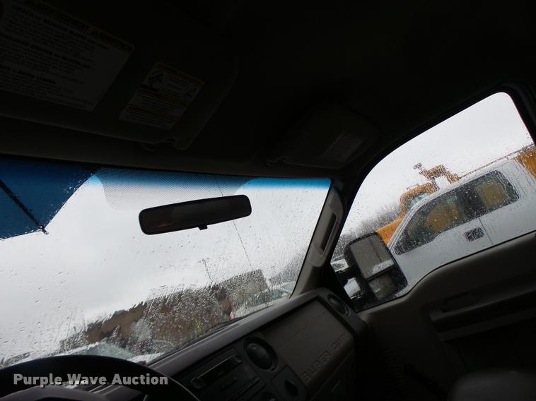 image for item DA3441 2009 Ford F250 Super Duty Crew Cab pickup truck