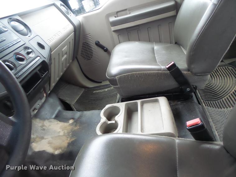 image for item DA3441 2009 Ford F250 Super Duty Crew Cab pickup truck