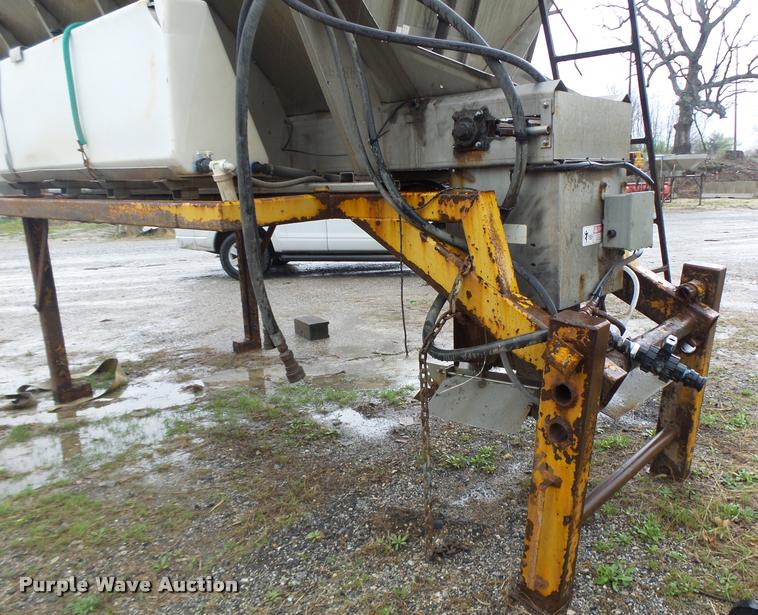 image for item DA3442 Monroe stainless steel spreader bed