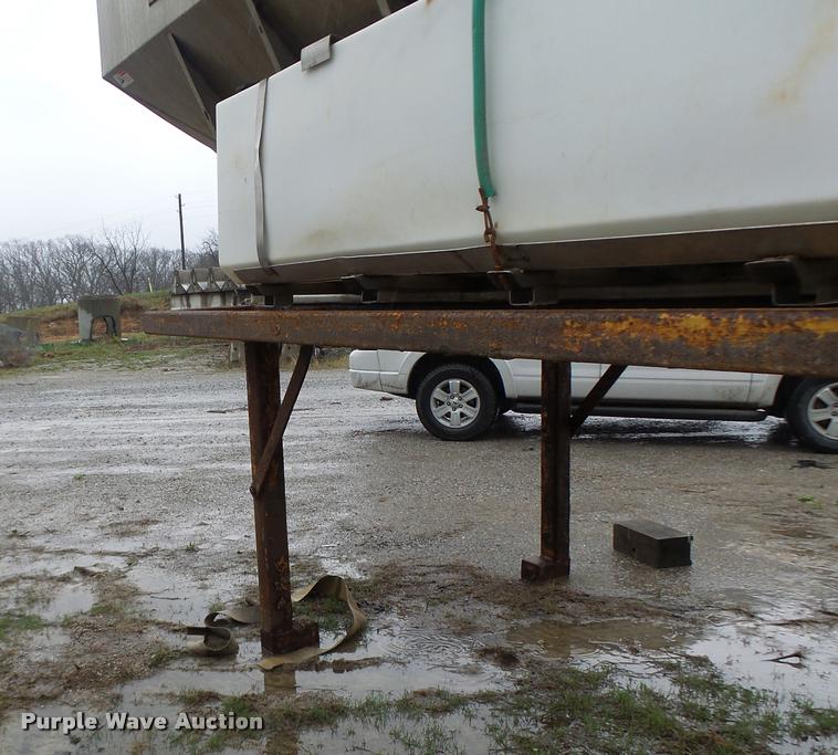 image for item DA3442 Monroe stainless steel spreader bed