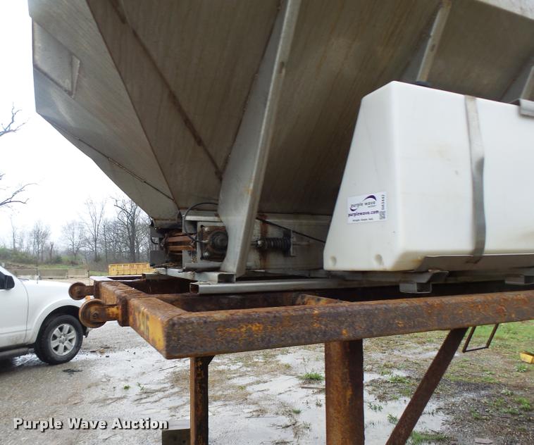 image for item DA3442 Monroe stainless steel spreader bed