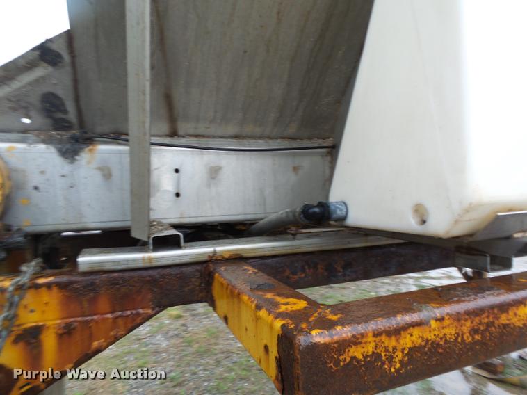 image for item DA3442 Monroe stainless steel spreader bed