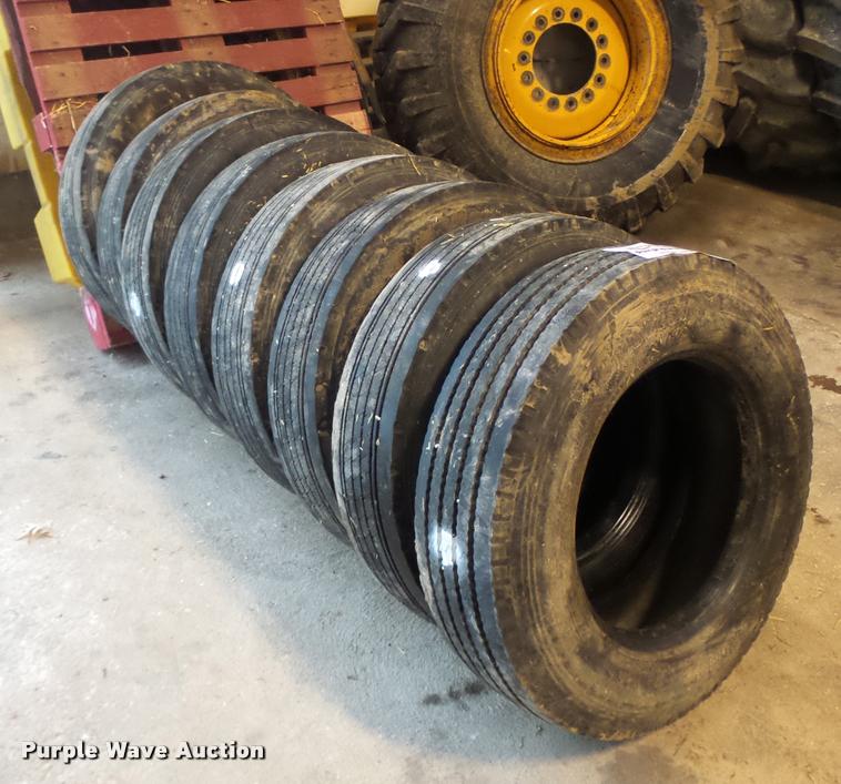 image for item DA3444 (8) 215/75R17.5 tires