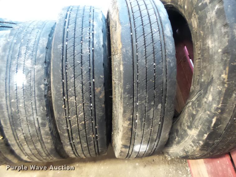 image for item DA3444 (8) 215/75R17.5 tires