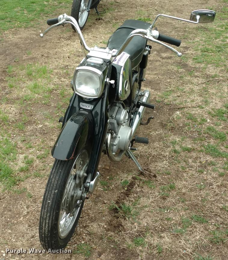 image for item DA5539 1967 Honda 160 motorcycle