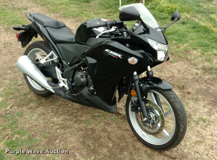 image for item DA5540 2012 Honda CBR250R motorcycle