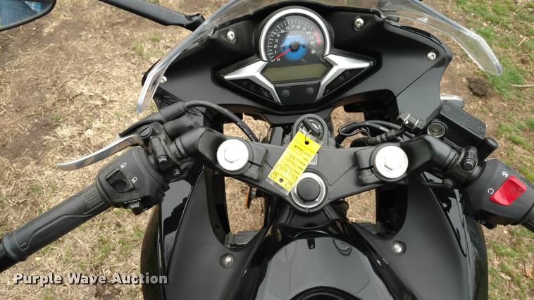 image for item DA5540 2012 Honda CBR250R motorcycle