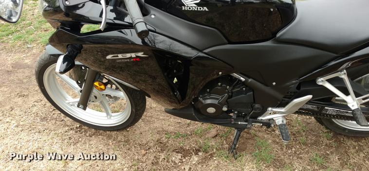 image for item DA5540 2012 Honda CBR250R motorcycle
