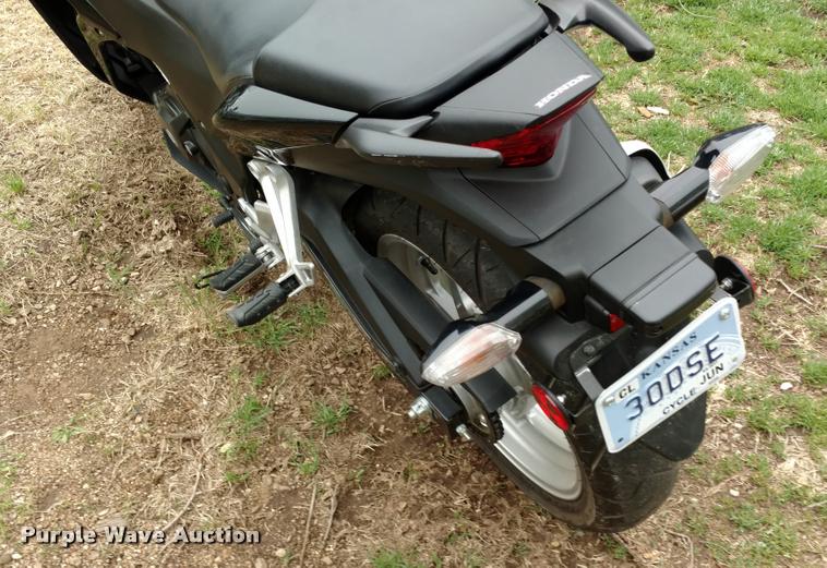 image for item DA5540 2012 Honda CBR250R motorcycle