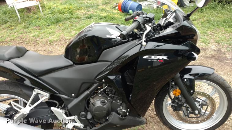 image for item DA5540 2012 Honda CBR250R motorcycle