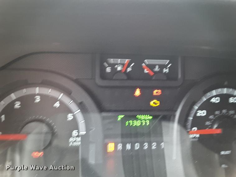 image for item DA6016 2012 Ford E350 Super Duty shuttle bus