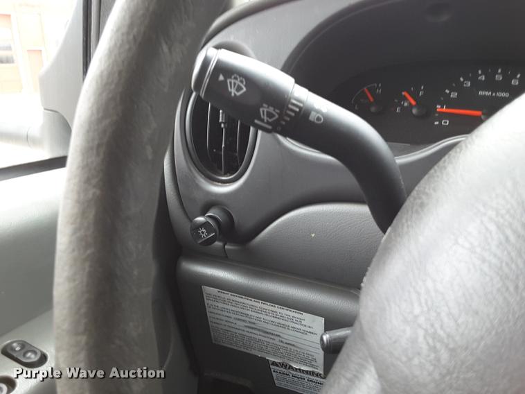 image for item DA6017 2007 Ford Econoline E450 shuttle bus