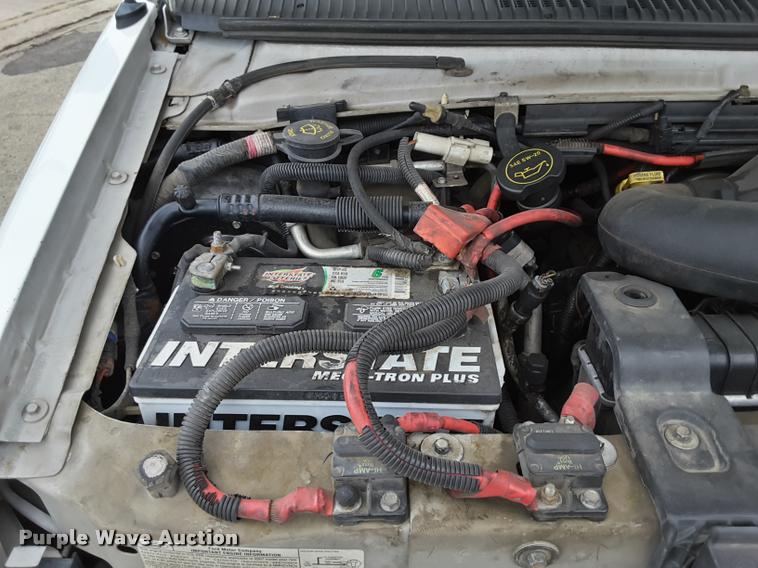 image for item DA6017 2007 Ford Econoline E450 shuttle bus