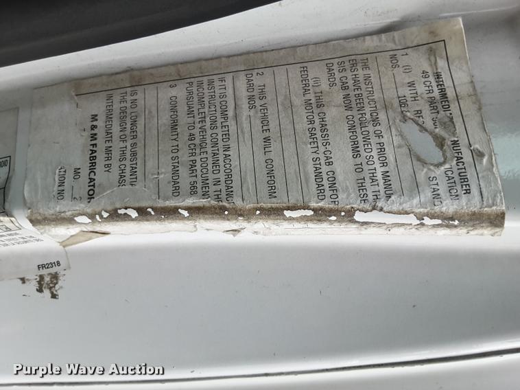 image for item DA6017 2007 Ford Econoline E450 shuttle bus