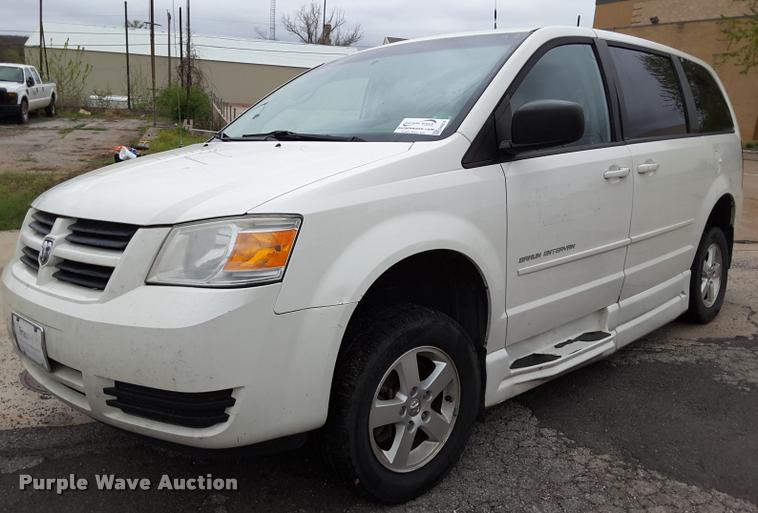 image for item DA6019 2010 Dodge Grand Caravan van