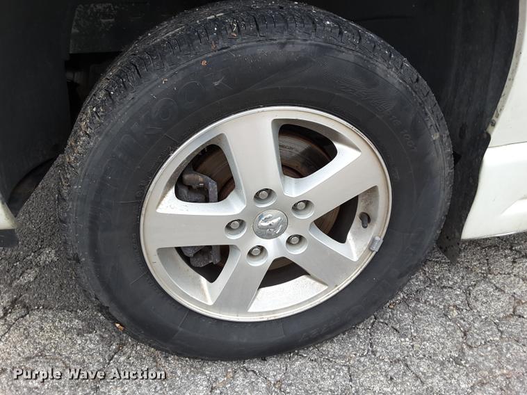 image for item DA6019 2010 Dodge Grand Caravan van