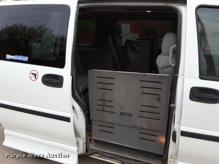 image for item DA6020 2007 Chevrolet Uplander Cargo van