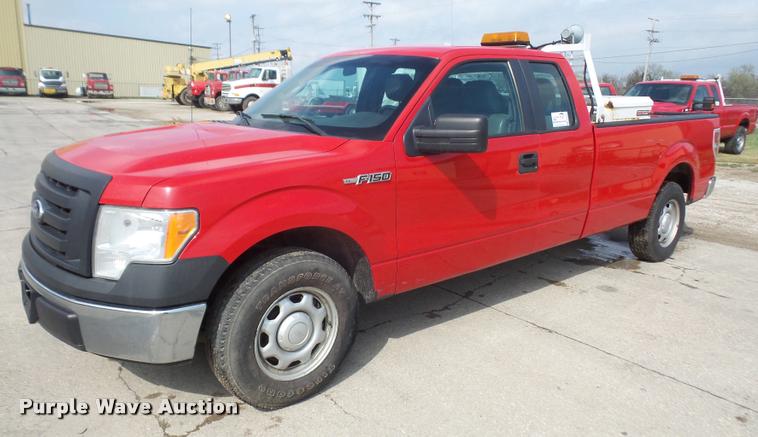 image for item DA8010 2011 Ford F150 XL SuperCab pickup truck