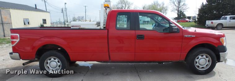 image for item DA8010 2011 Ford F150 XL SuperCab pickup truck