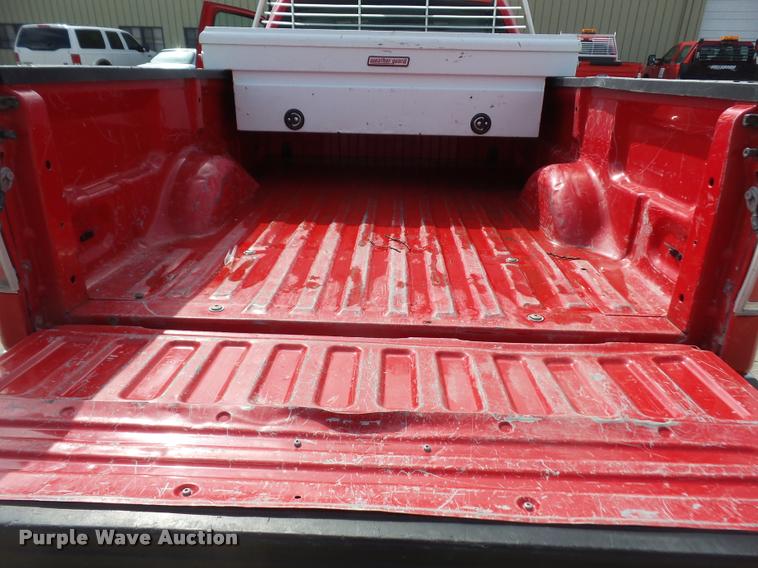 image for item DA8010 2011 Ford F150 XL SuperCab pickup truck