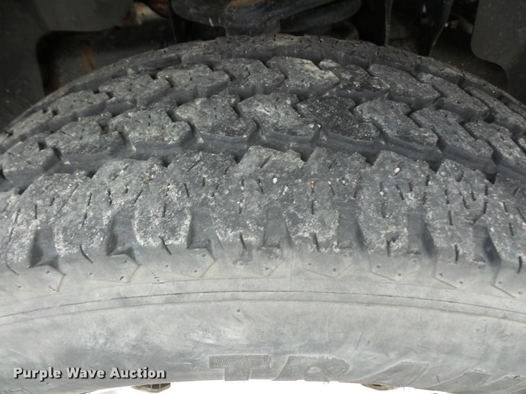 image for item DA8010 2011 Ford F150 XL SuperCab pickup truck