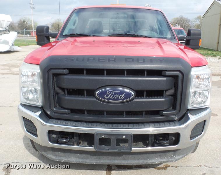 image for item DA8011 2011 Ford F250 Super Duty SuperCab pickup truck