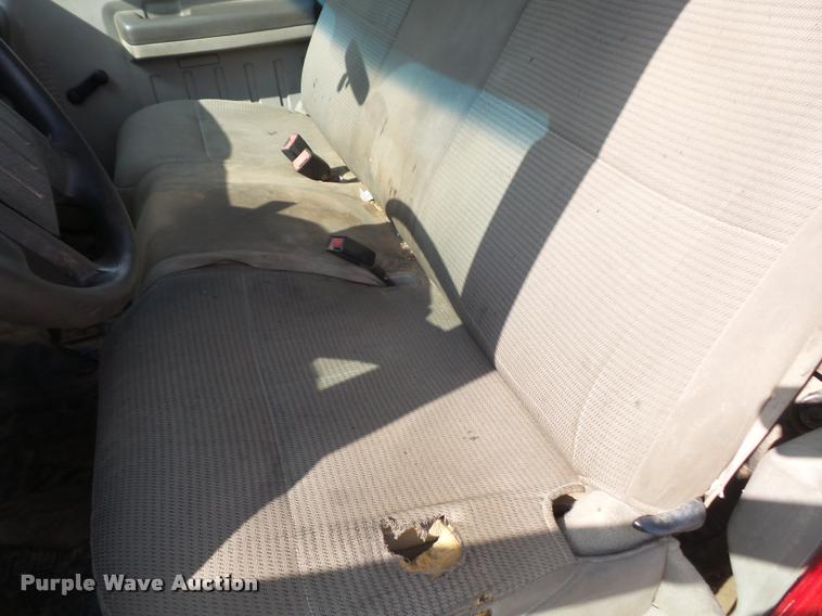 image for item DA8012 2008 Ford F350 Super Duty Crew Cab pickup truck cab and chassis