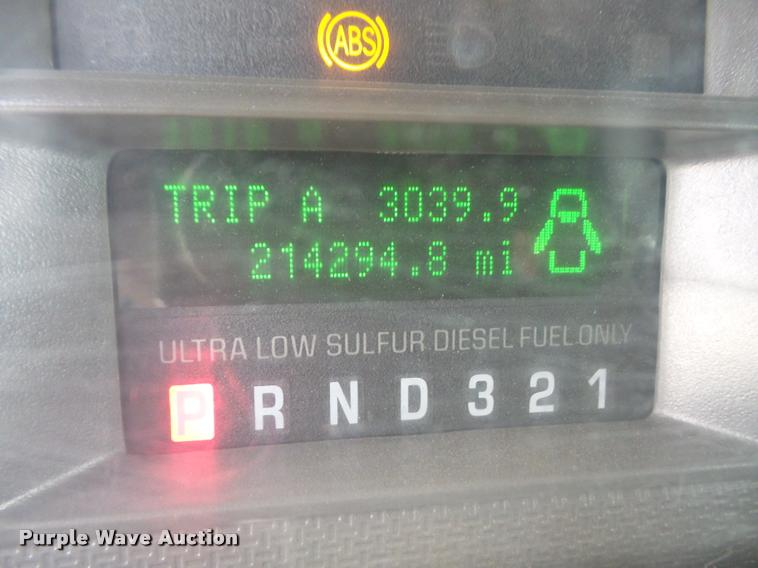 image for item DA8012 2008 Ford F350 Super Duty Crew Cab pickup truck cab and chassis