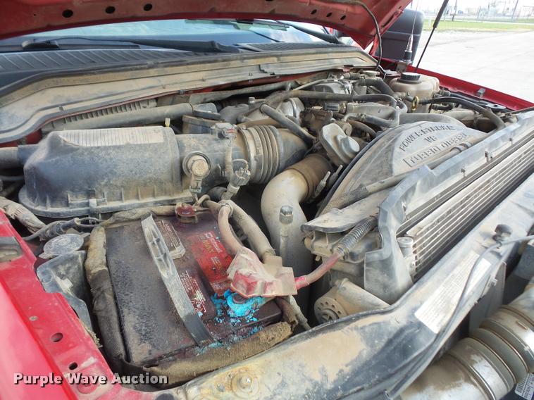 image for item DA8012 2008 Ford F350 Super Duty Crew Cab pickup truck cab and chassis