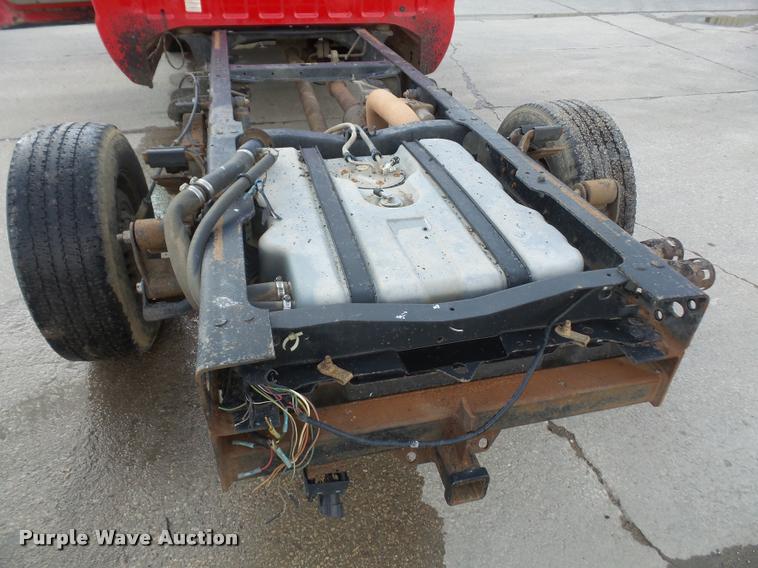 image for item DA8012 2008 Ford F350 Super Duty Crew Cab pickup truck cab and chassis