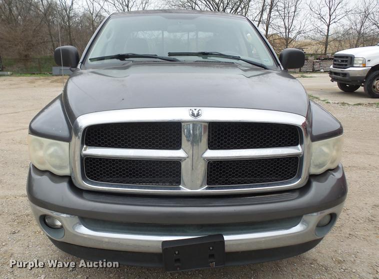 image for item DA8028 2003 Dodge Ram 1500 Quad Cab pickup truck