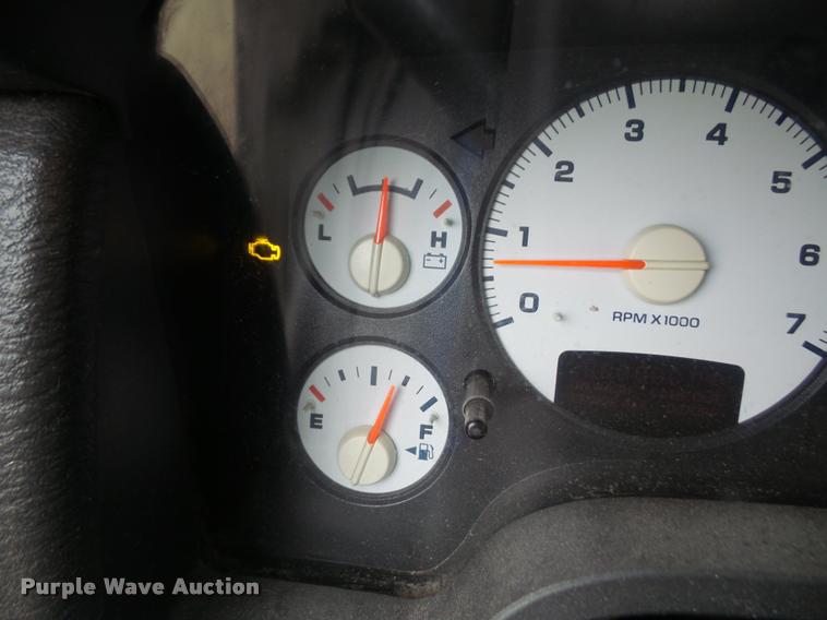 image for item DA8028 2003 Dodge Ram 1500 Quad Cab pickup truck