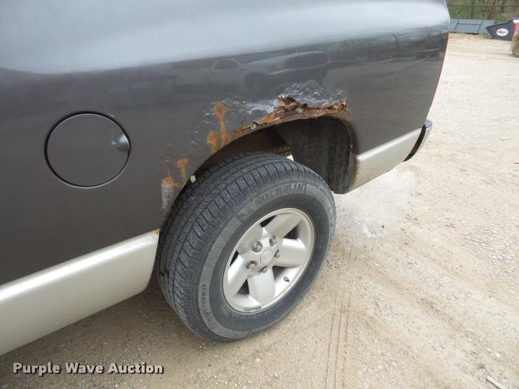 image for item DA8028 2003 Dodge Ram 1500 Quad Cab pickup truck